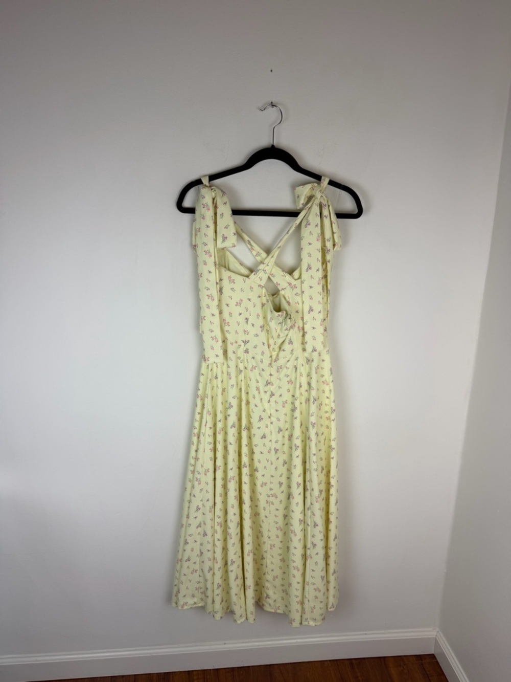 House of CB 'Alicia' Lemon Floral Print Midi Sundress Dress Size L - Picture 7 of 11